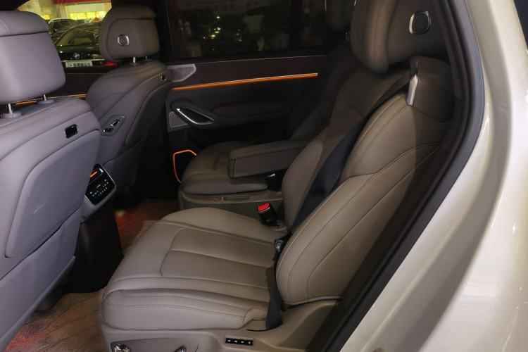 Used Denza N9 2025 Flagship Model Interior 1
