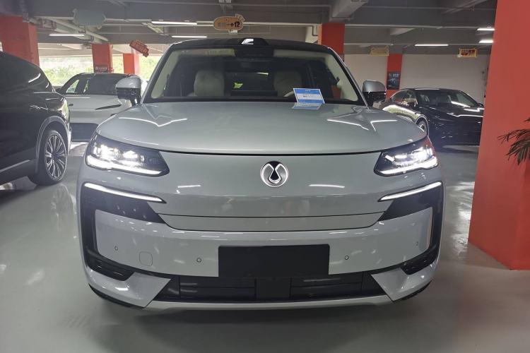 Used Denza N9 2025 Prestige Version Interior 11