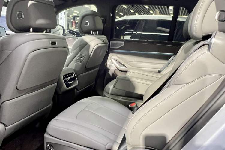 Used Denza N9 2025 Prestige Version Interior 3
