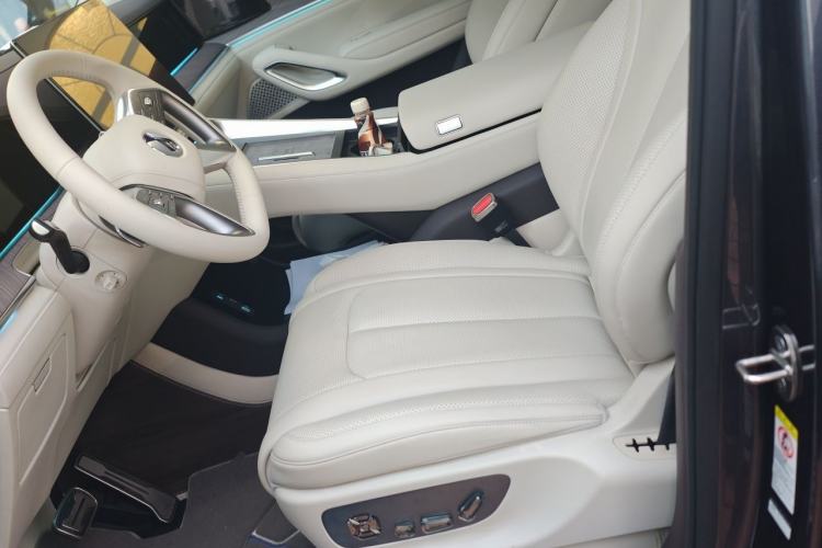 Used Denza N9 2025 Prestige Version Left Front Seat