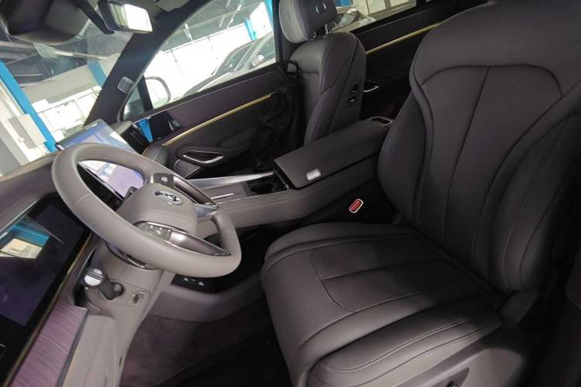 Used Denza N9 2025 Flagship Model Left Front Seat