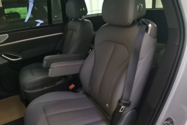 Used Denza N9 2025 Prestige Version Left Rear Seat