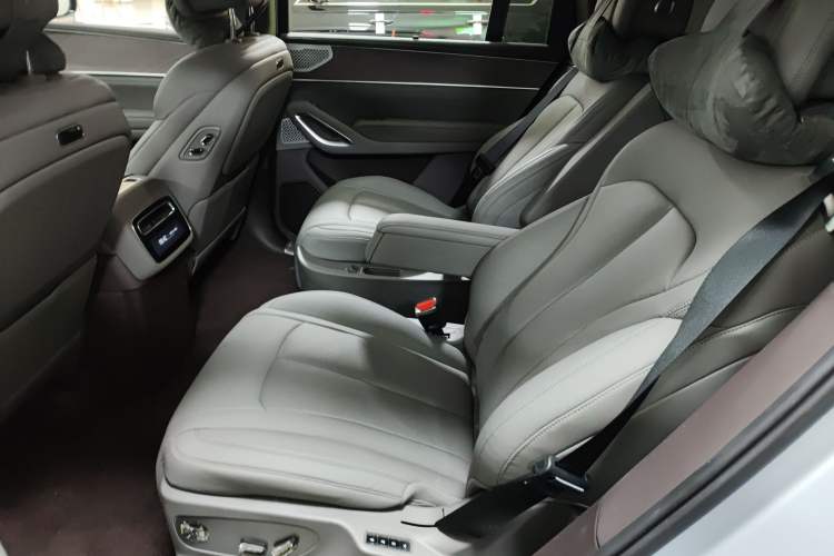 Used Denza N9 2025 Prestige Version Left Rear Seat