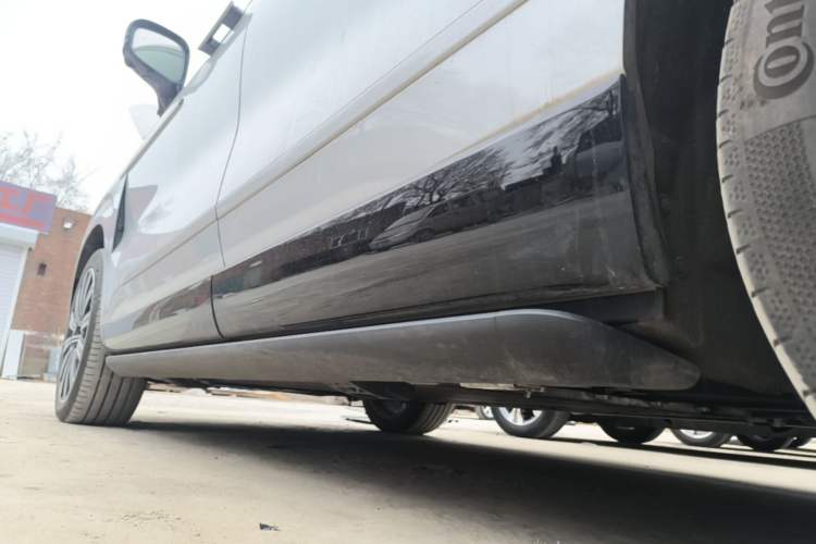 Used Denza N9 2025 Flagship Model Left Side Sill