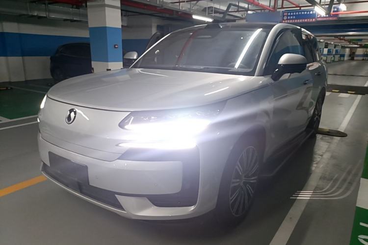 Used Denza N9 2025 Flagship Model Guazi used car, China used car export, Used car for sale, Used Denza cars, Cheapest cars for sale
