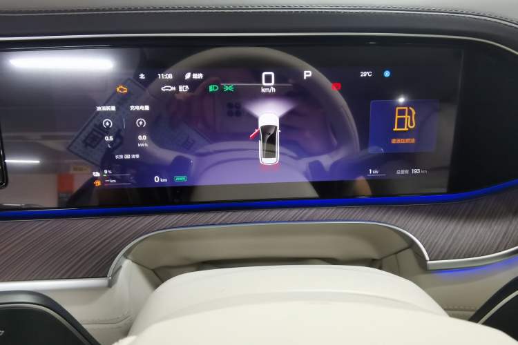Used Denza N9 2025 Prestige Version Odometer Close Up
