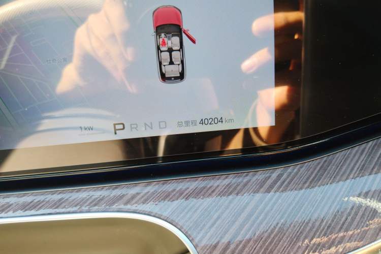 Used Denza N9 2025 Flagship Model Odometer Close Up