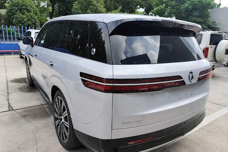 Used Denza N9 2025 Flagship Model Rear Left 45 Deg