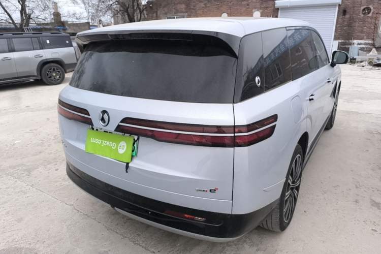 Used Denza N9 2025 Flagship Model Rear Right 45 Deg
