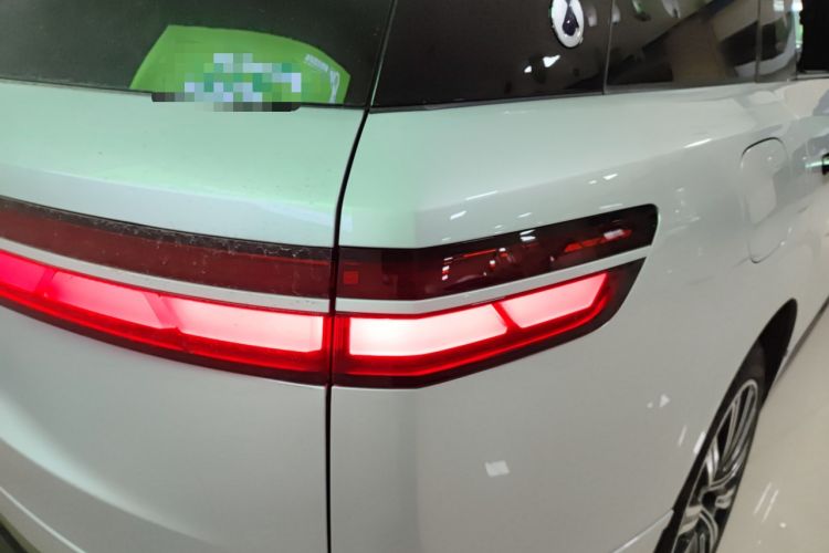 Used Denza N9 2025 Prestige Version Right Rear Taillight