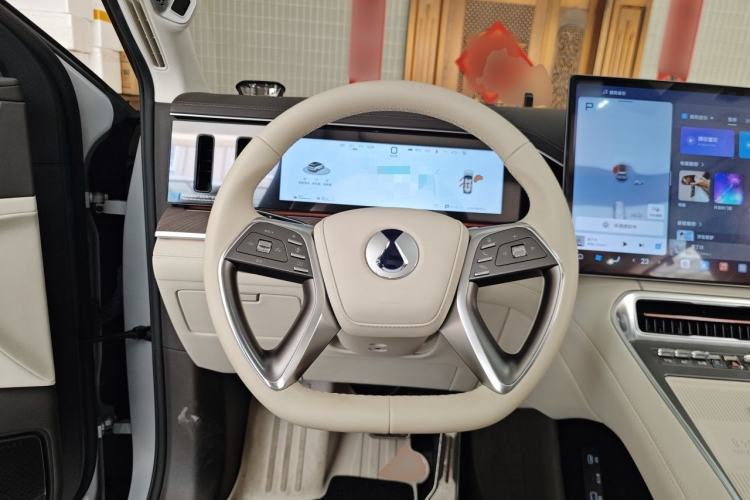 Used Denza N9 2025 Prestige Version Steering Wheel