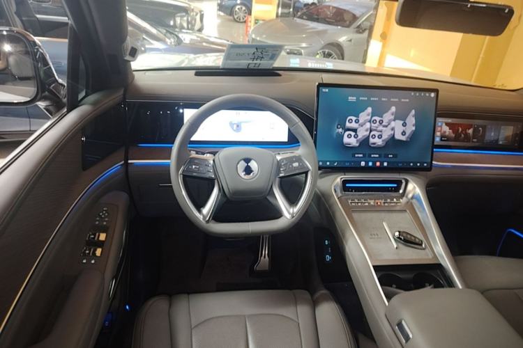 Used Denza N9 2025 Flagship Model Steering Wheel