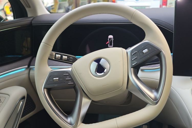 Used Denza N9 2025 Prestige Version Steering Wheel