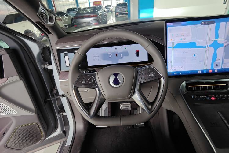 Used Denza N9 2025 Flagship Model Steering Wheel