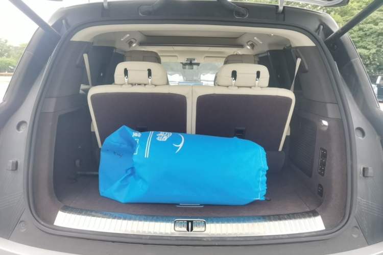 Used Denza N9 2025 Flagship Model Trunk