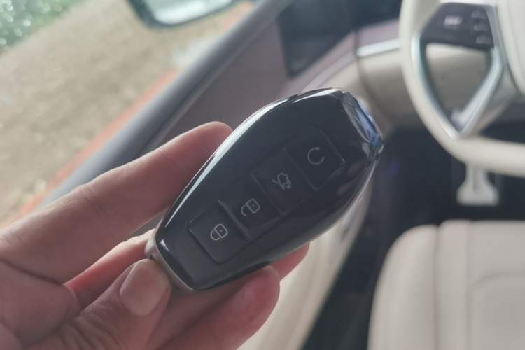 Used Denza N9 2025 Flagship Model Vehicle Key