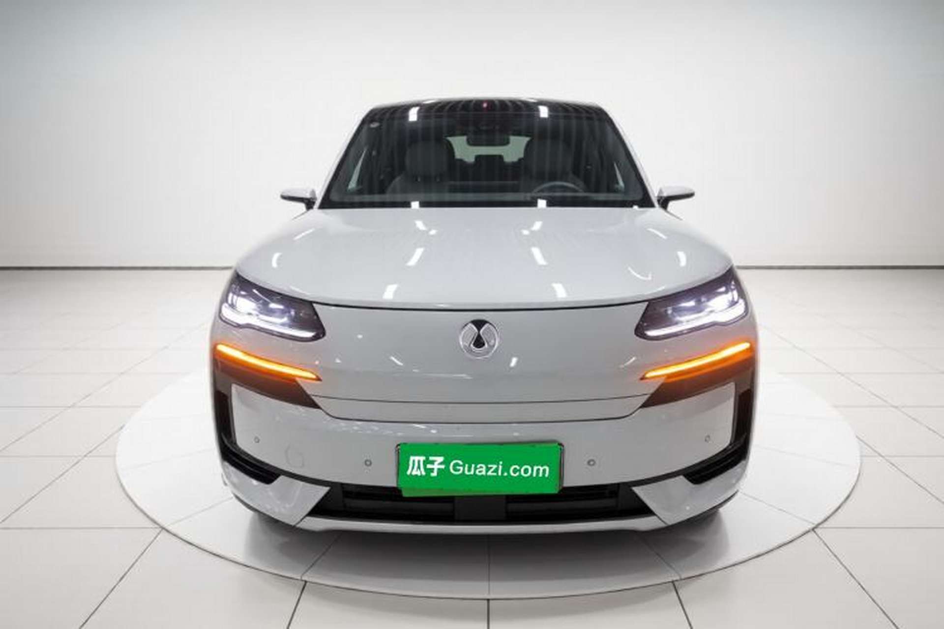 Used Denza N9 2025 Flagship Model Front