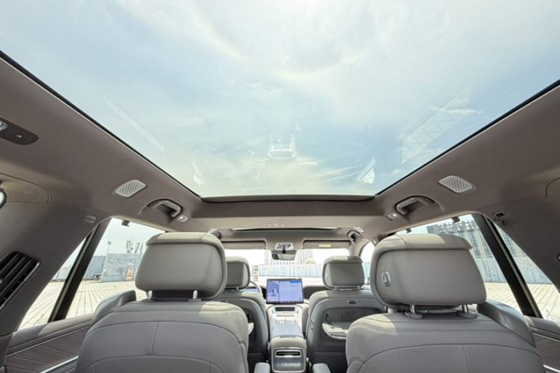 Used Denza N9 2025 Prestige Version Headliner