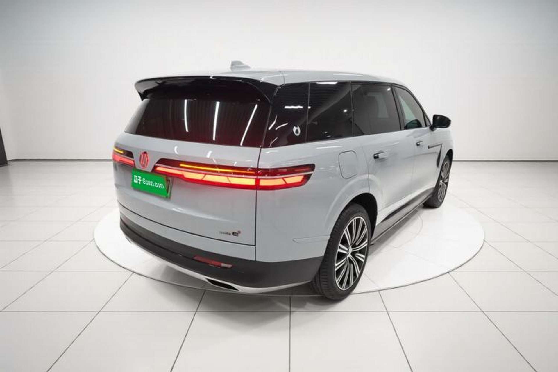 Used Denza N9 2025 Flagship Model Rear Right 45 Deg