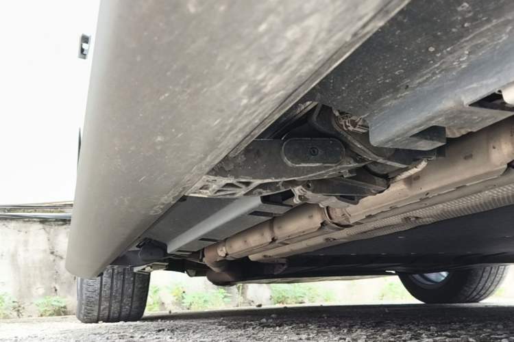 Used Denza N9 2025 Flagship Model Right Side Sill