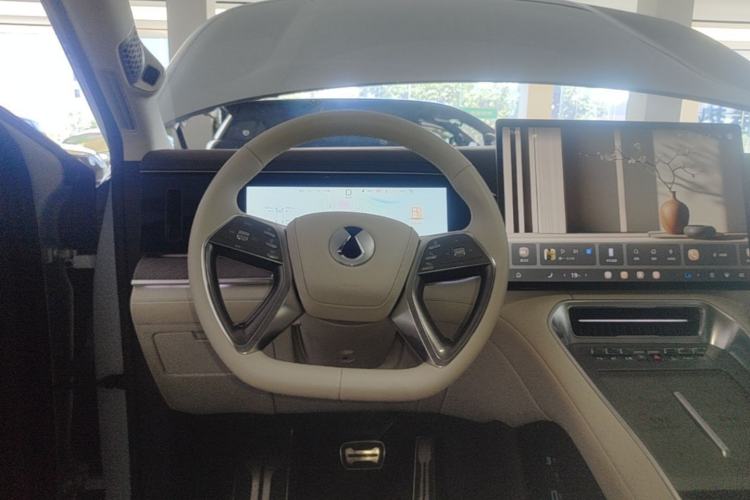 Used Denza N9 2025 Flagship Model Steering Wheel