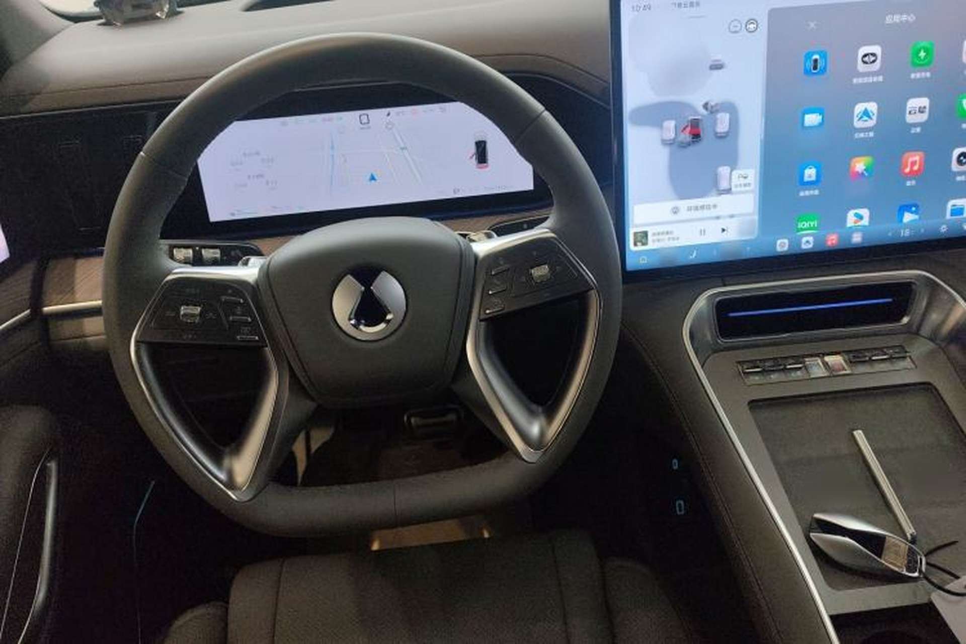 Used Denza N9 2025 Flagship Model Steering Wheel