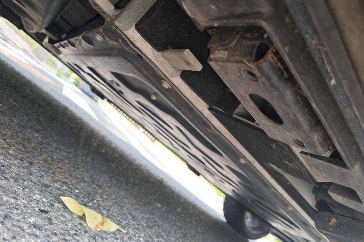 Used Denza N9 2026 Model Zunyue Model Chassis Front Left
