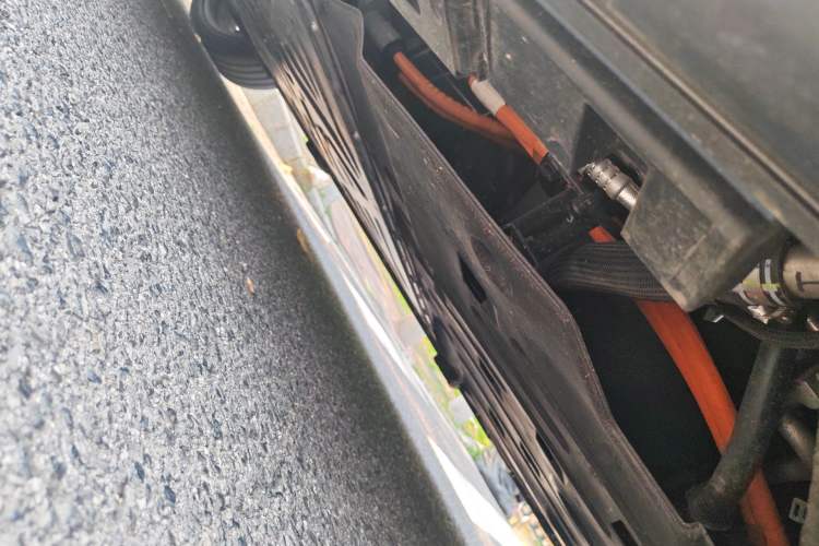 Used Denza N9 2026 Model Zunyue Model Chassis Rear Left