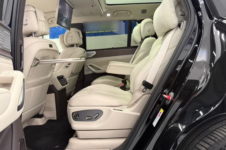 Used Denza N9 2026 Model Zunyue Model Interior 2