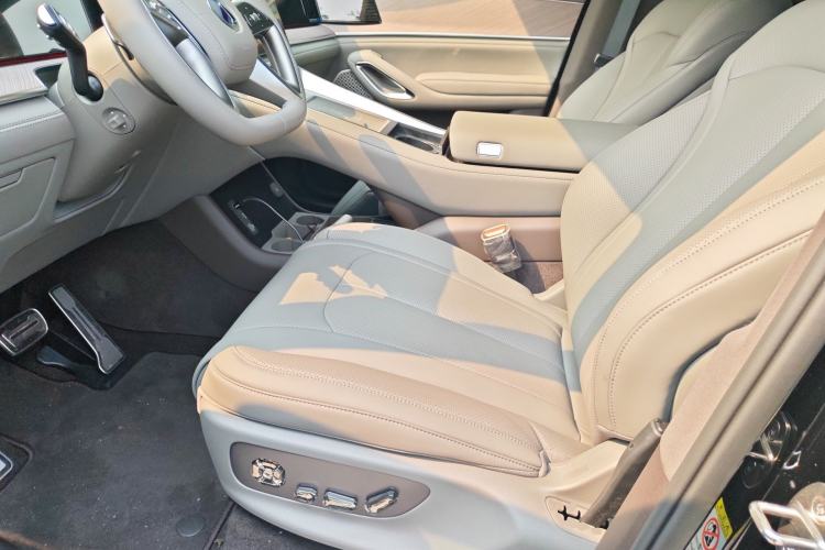 Used Denza N9 2026 Model Zunyue Model Left Front Seat