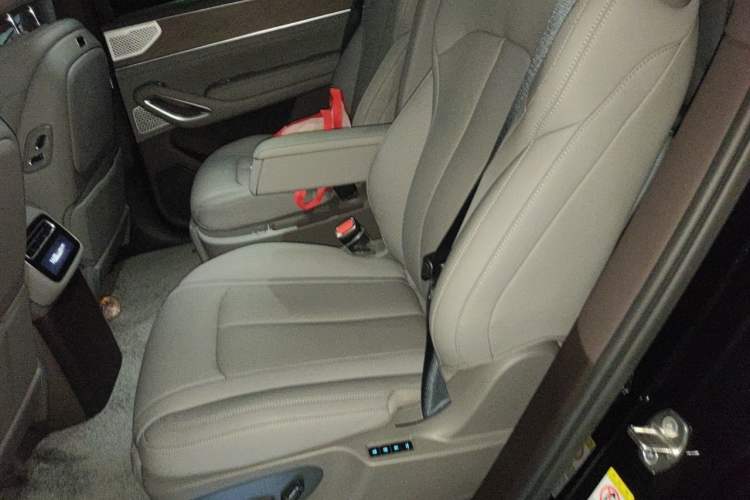 Used Denza N9 2026 Model Flagship Edition Left Rear Seat
