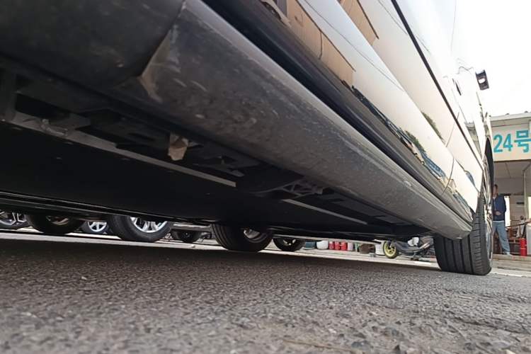 Used Denza N9 2026 Model Flagship Edition Left Side Sill