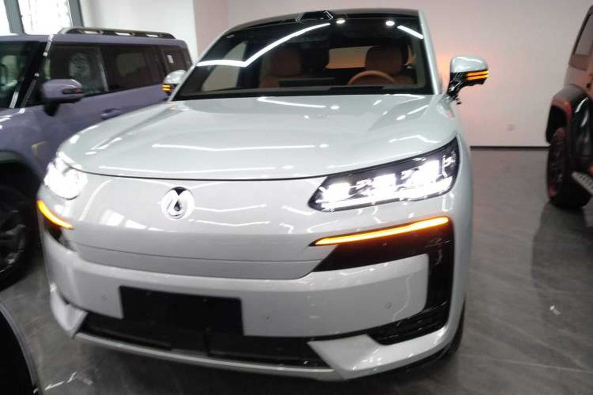 Used Denza N9 2026 Model Zunyue Model Front