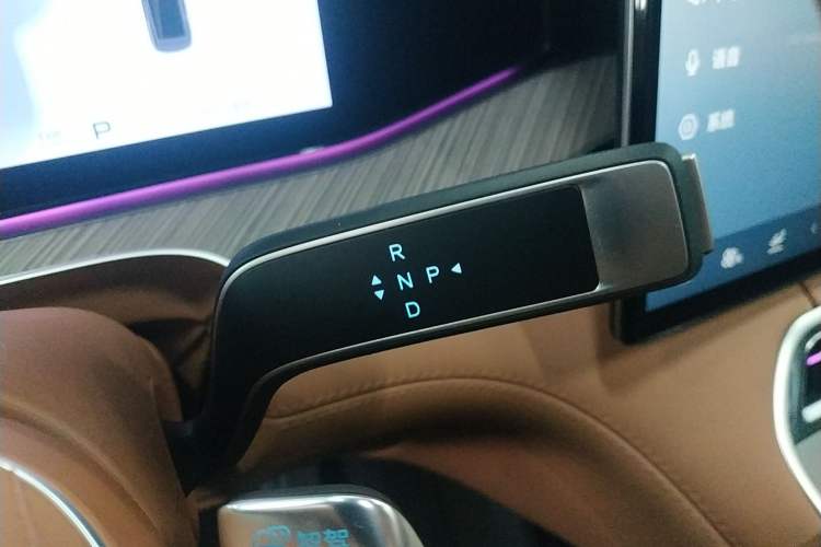Used Denza N9 2026 Model Zunyue Model Gear Lever