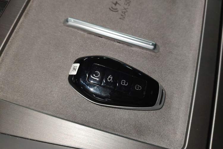 Used Denza N9 2026 Model Flagship Edition Vehicle Key