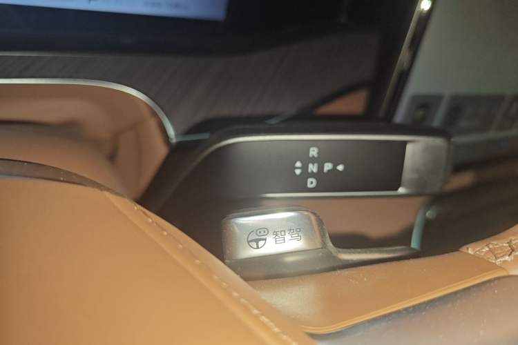 Used Denza N9 2026 Model Zunyue Model Gear Lever