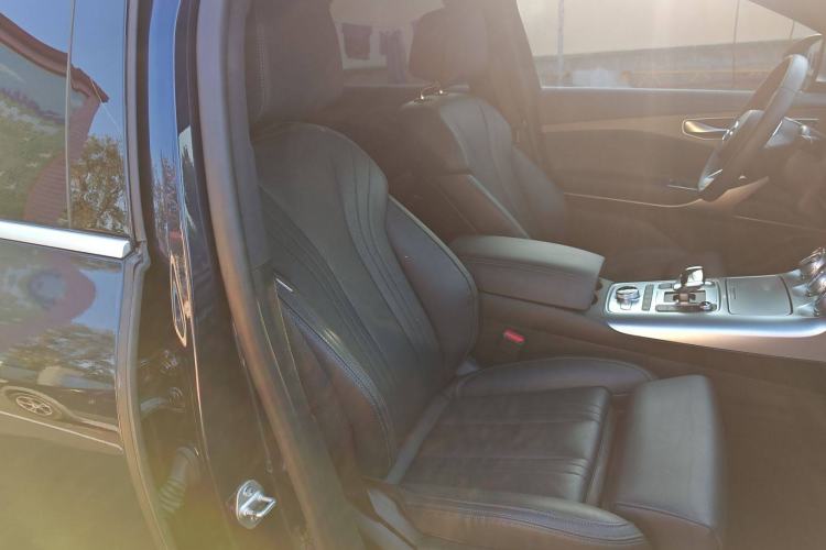 Used Denza X 2020 PHEV Flagship Edition Right Front Seat
