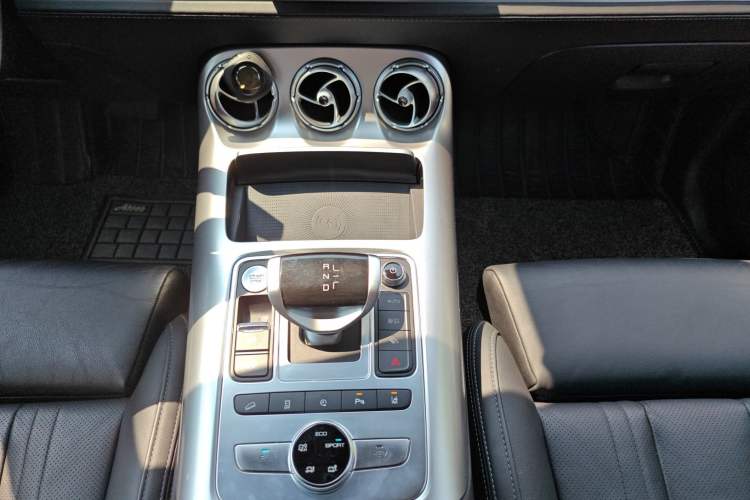 Used Denza X 2020 PHEV Flagship Edition Gear Lever