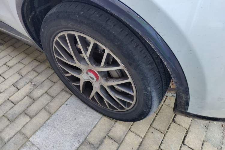 Used Denza X 2020 PHEV Classic Edition Right Front Wheel Hub