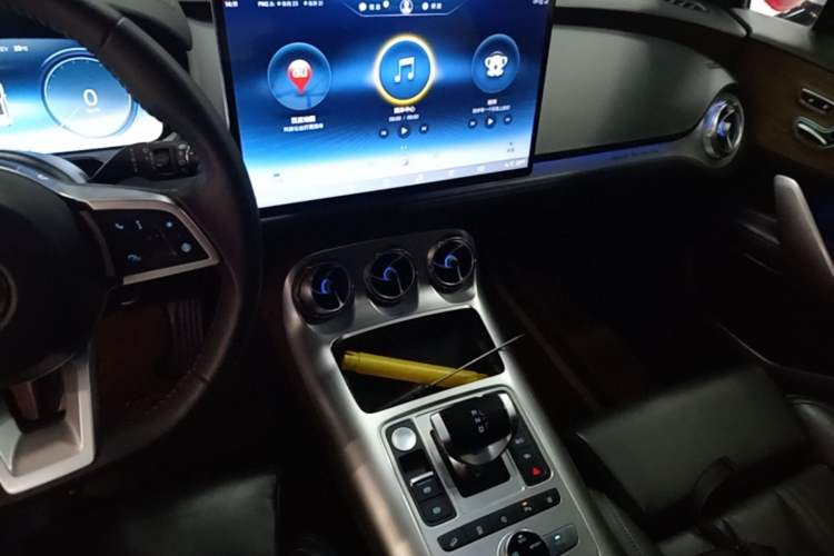 Used Denza X 2020 PHEV Flagship Edition Audio And AC Panel