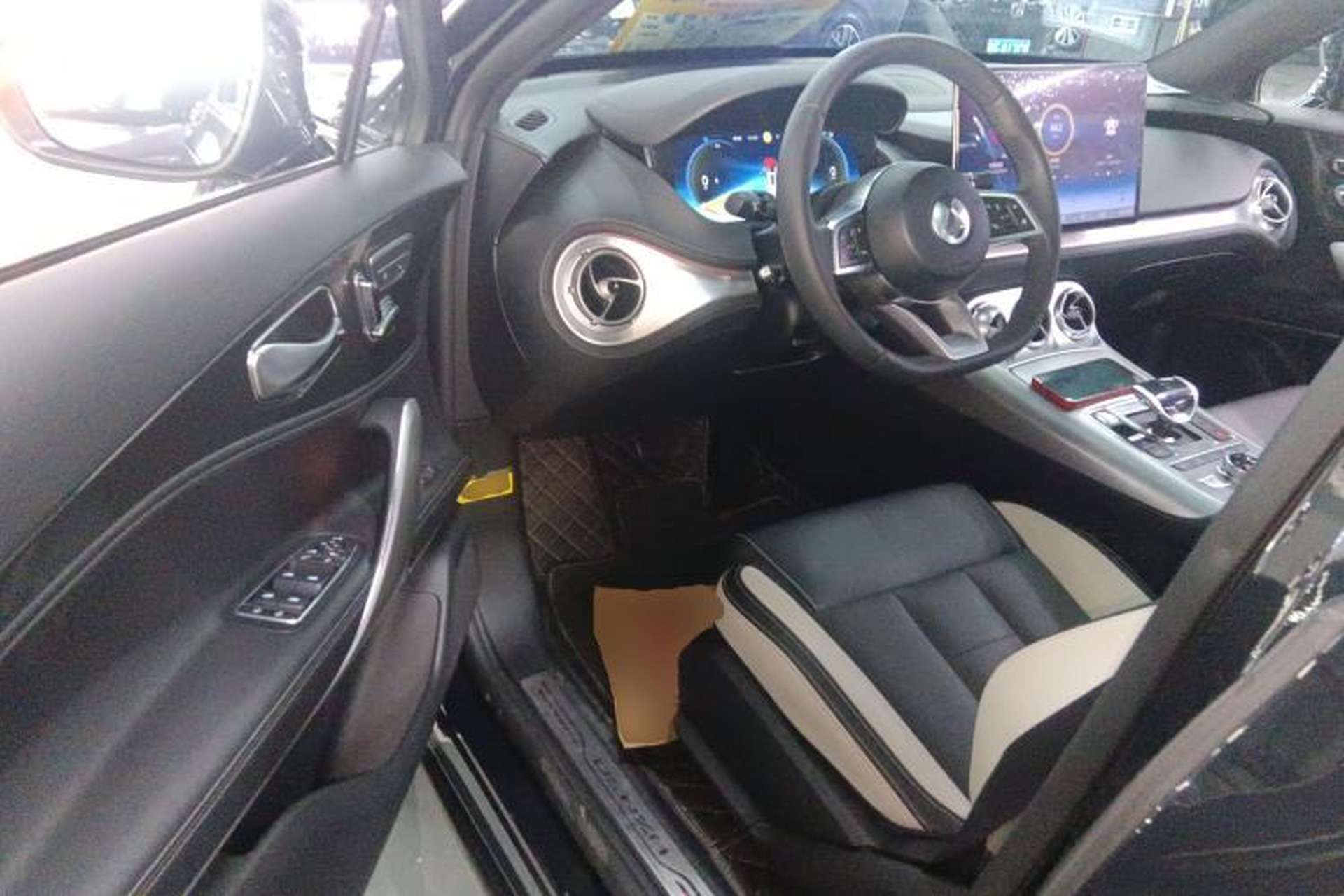 Used Denza X 2020 PHEV Sport Edition Driver Seat