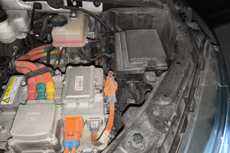 Used Denza X 2020 PHEV Sport Edition Engine Bay Left