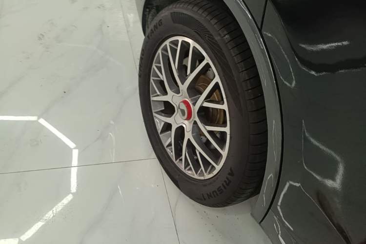 Used Denza X 2020 PHEV Classic Edition Exterior 5