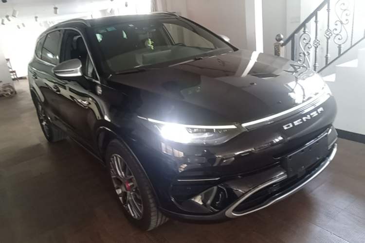 Used Denza X 2020 PHEV Classic Edition Front Right 45 Deg