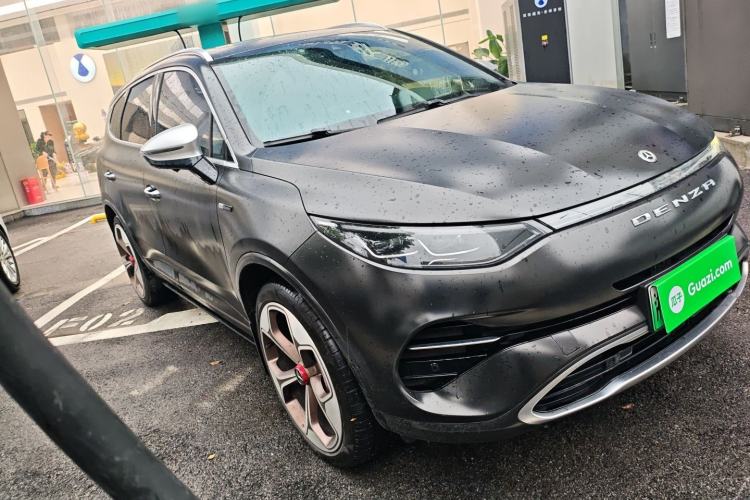 Used Denza X 2020 PHEV Flagship Edition Front Right 45 Deg