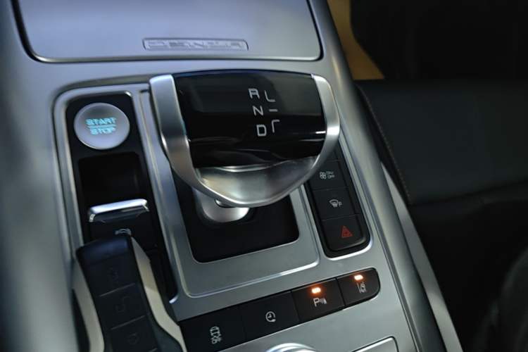 Used Denza X 2020 PHEV Sport Edition Gear Lever
