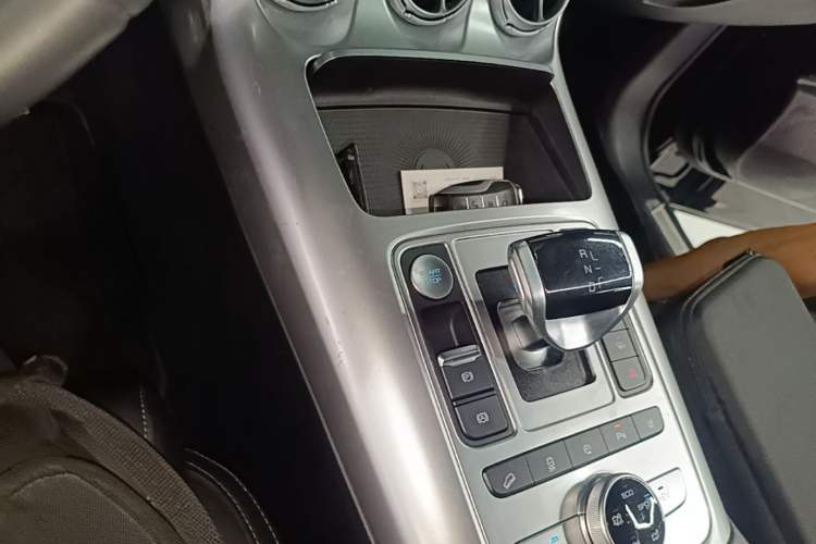 Used Denza X 2020 PHEV Classic Edition Gear Lever