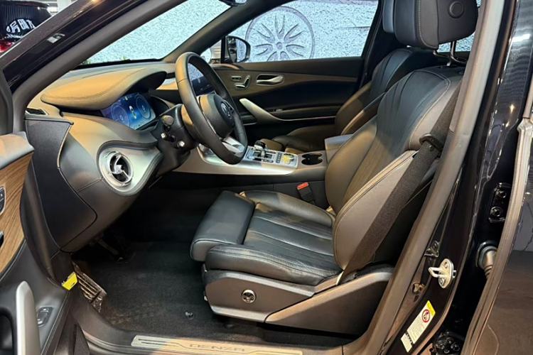 Used Denza X 2020 PHEV Flagship Edition Interior 2