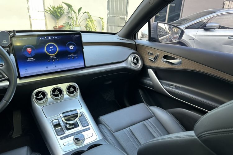 Used Denza X 2020 PHEV Classic Edition Interior 3