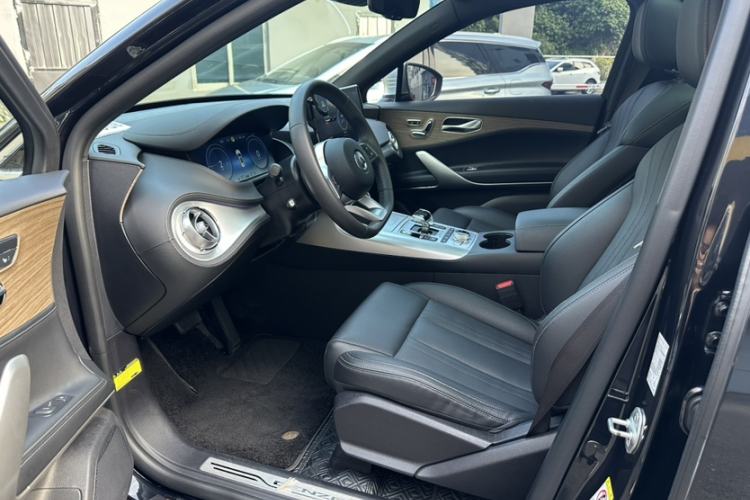 Used Denza X 2020 PHEV Classic Edition Interior 5